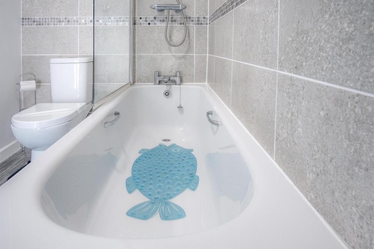 St Julians View - 1 Bedroom Apartment - United Kingdom Buitenkant foto
